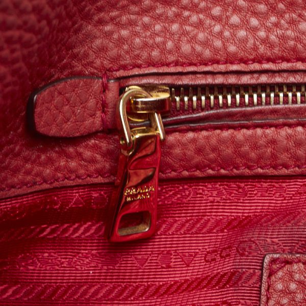 1 0135018 9 Prada Vitello Phoenix Gold Hardware Shoulder Bag Red