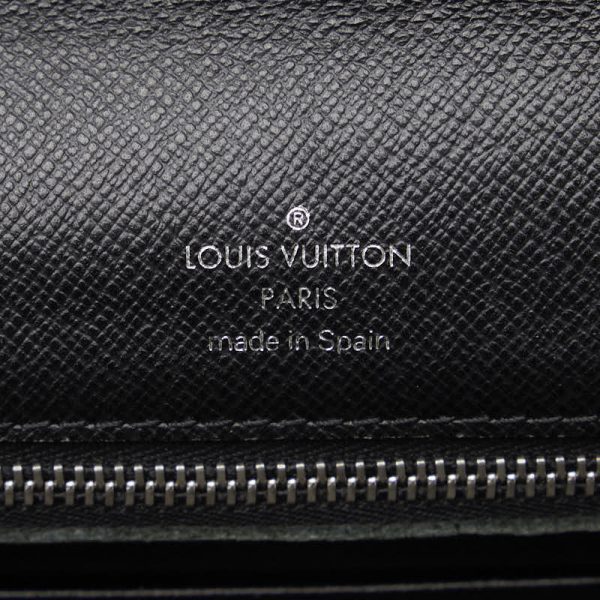 1 0141249 7 Louis Vuitton Taiga Selenga Shoulder bag M30782 Ardoise Black