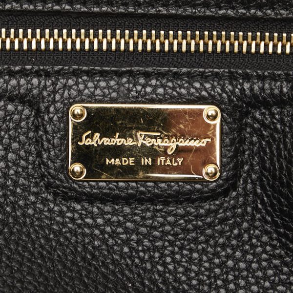 1 0143352 8 Salvatore Ferragamo Gancini Tote Bag GG 21F215 Black Leather