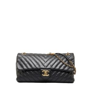 1 0147104 1 GUCCI GG Marmont Zip Card Case Black