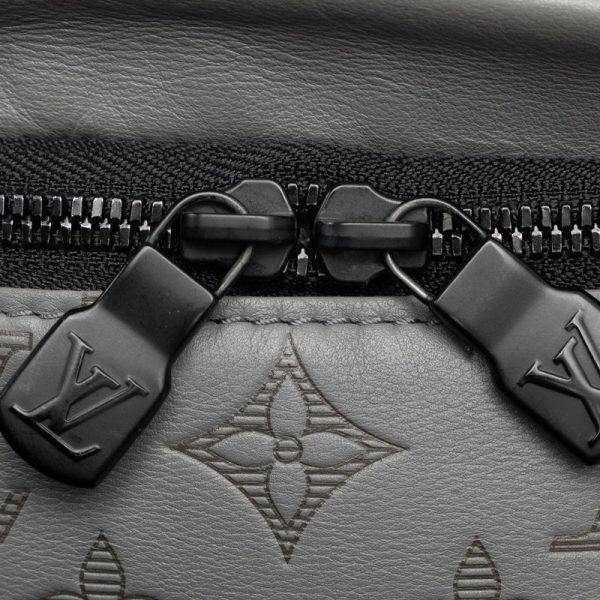 1 0149450 9 Louis Vuitton Shadow Discovery Bum Bag PM Waist Body Bag Gray