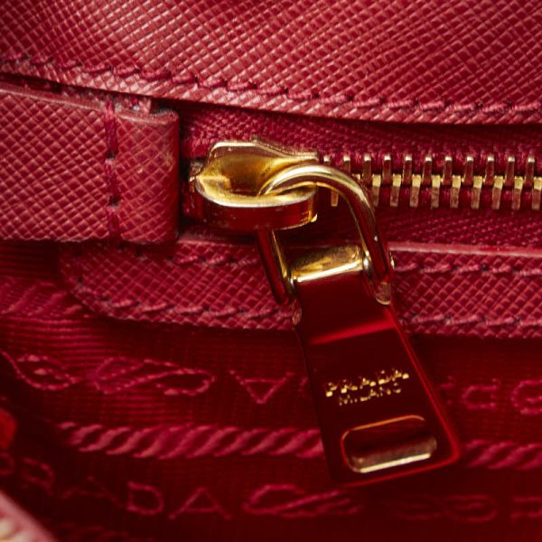 1 0150514 9 Prada Saffiano Triangle Logo Plate Handbag Shoulder Bag Red