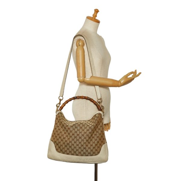 1 0151991 10 Gucci GG Canvas Bamboo Shoulder Bag Beige