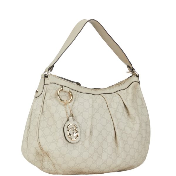 1 0153513 2 Gucci Guccisima Sookie shoulder bag white