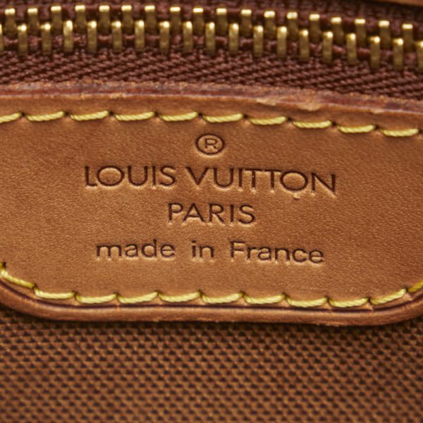 1 0153659 7 Louis Vuitton Monogram Vavin PM M51172 Brown