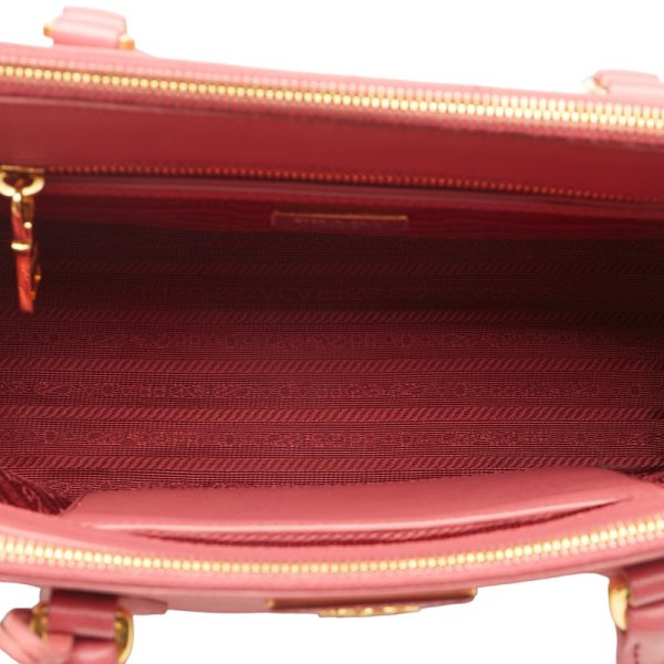 1 0153704 6 Prada Triangle Logo Plate Saffiano Shoulder Bag Pink