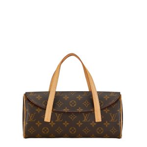 1 0155510 1 Gucci Soho Interlocking G Chain Shoulder Bag