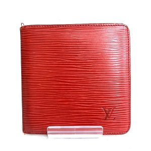 100301020a800021 1 Gucci Leather Bi Fold Wallet