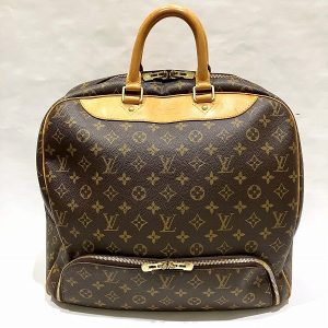 100302050a701241 1 Gucci GG Messenger Bag