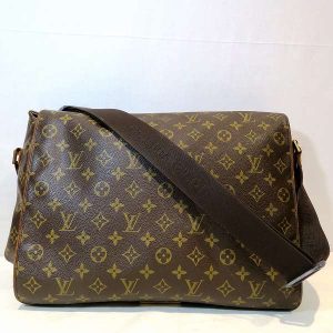 1003030309f00084 1 Louis Vuitton Shoulder Bag Damier Jake Messenger MM