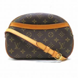 100303080a900007 1 Louis Vuitton Hampstead MM Damier Handbag