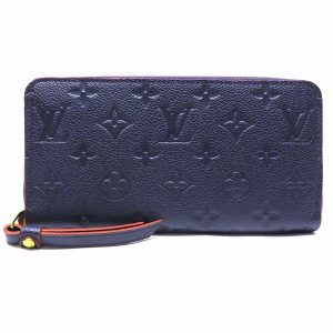 1003033509300085 1 Fendi Baguette Continental Wallet Bifold Leather Dove Gray