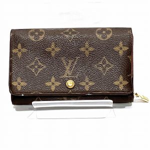 1003034709000003 1 Gucci GG Embossed Messenger Shoulder Bag Black