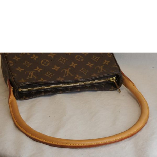 10474 4 Louis Vuitton Looping MM Monogram Bag