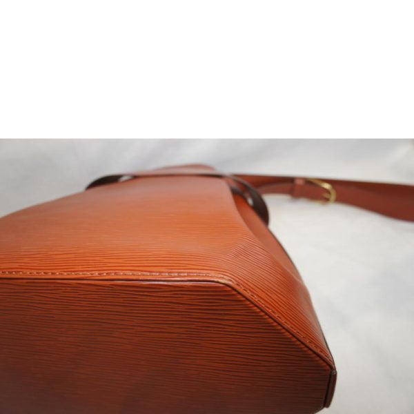 10931 6 Louis Vuitton Sac de Paul GM Epi Bag