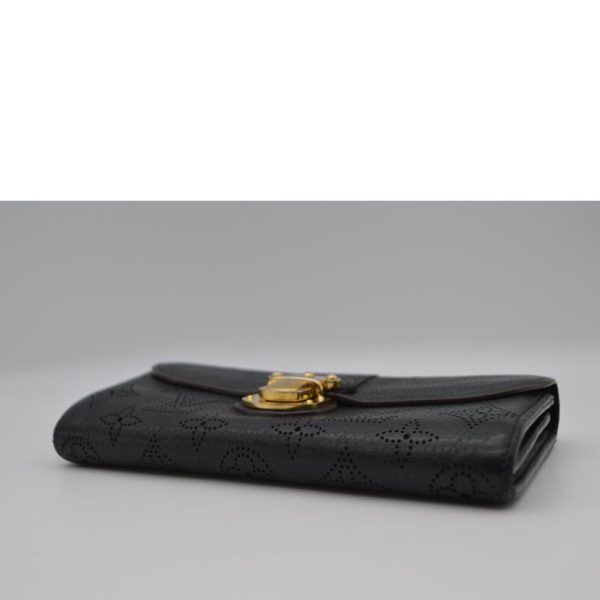 11340 3 Louis Vuitton Amelia Monogram Mahina Wallet Black