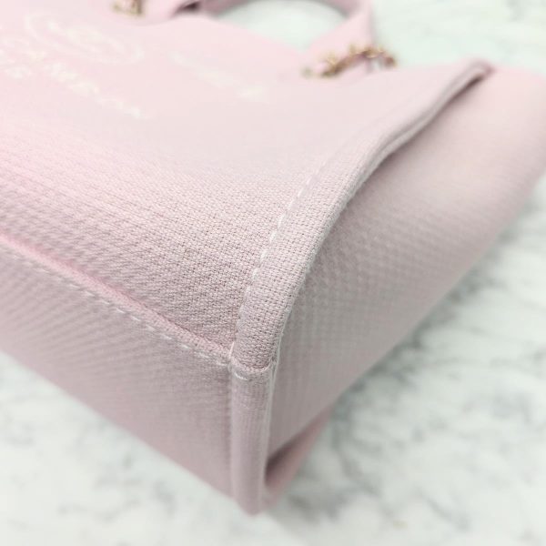 113 05 Chanel Deauville Pink Shopping Bag