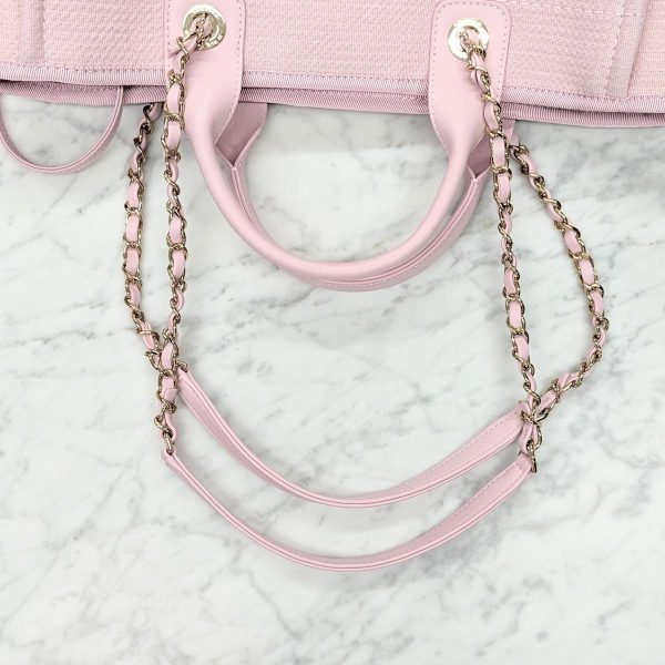 113 19 Chanel Deauville Pink Shopping Bag