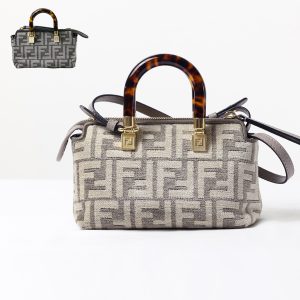 117832 Fendi Zucca Pattern Shoulder Bag