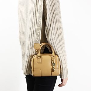 120225 Celine Classic Medium Shoulder Bag Leather