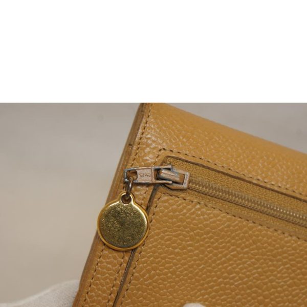 12064 15 Chanel Caviar Skin Wallet Beige