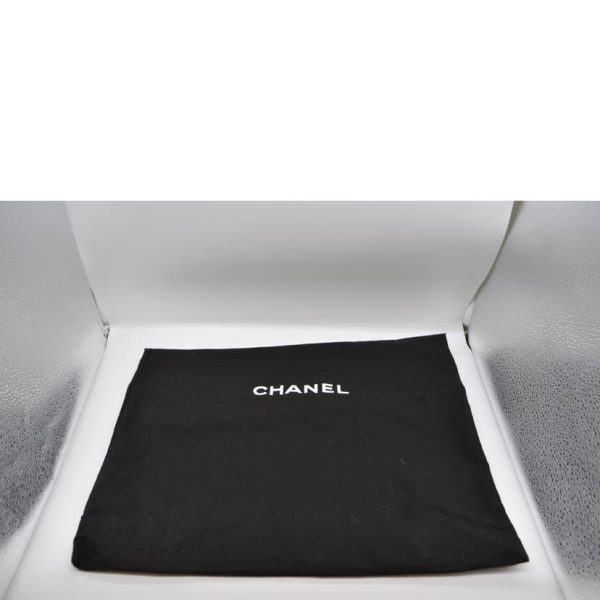 12222 8 Chanel Caviar Skin On The Road Leather Tote Bag Black