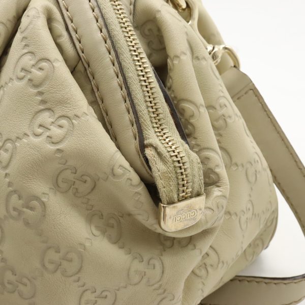 12400572 9 Gucci Sookie Guccisima Handbag Leather Beige