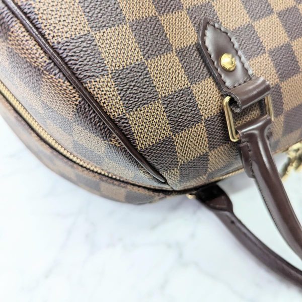 138 19 Louis Vuitton Rivera MM Damier Handbag Brown