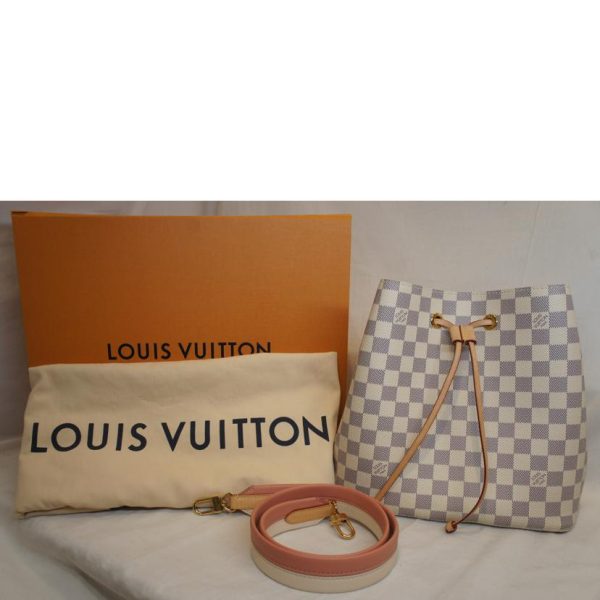 15980 7 LV Neonoe Azur Bag White