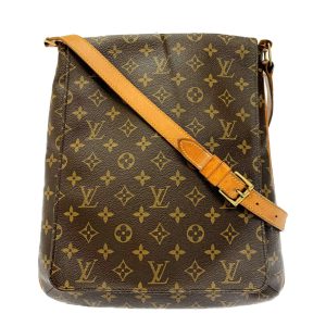 167101 1 Louis Vuitton Wilshire GM Tote Bag Vernis Red