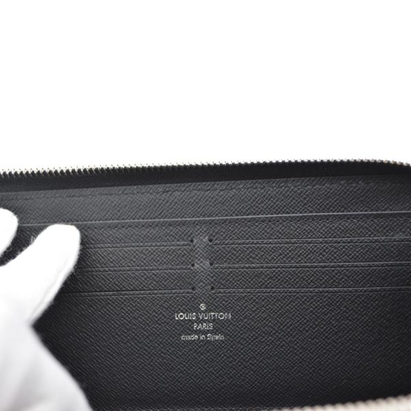 17069 7 Louis Vuitton Zippy Dragonne Taiga Wallet Altoise