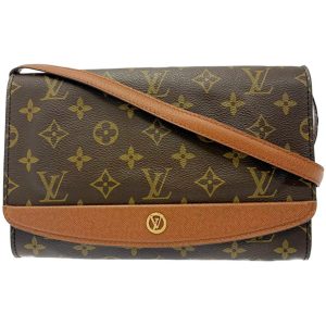 173683 1 Louis Vuitton Portefeuil Capucines Taurillon Leather Wallet Noir