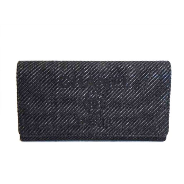 17557 1 Chanel Deauville Long Wallet Black