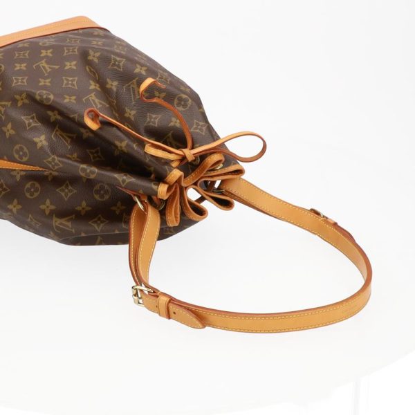 17711 2 Louis Vuitton Noe Bucket Bag Monogram