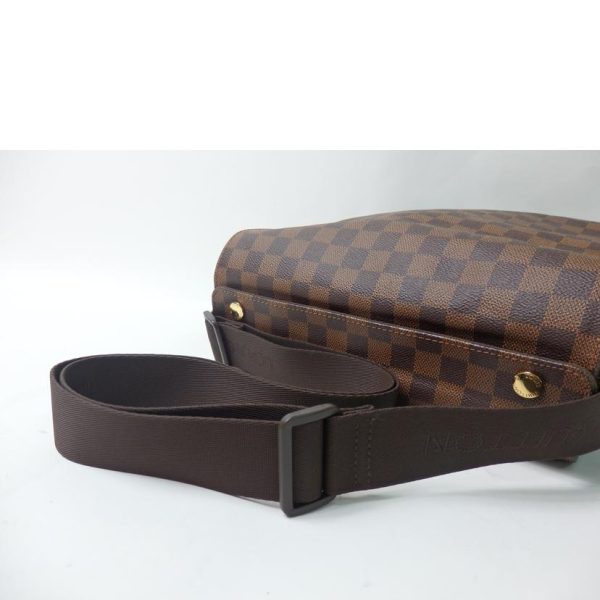 17933 4 Louis Vuitton Naviglio Messenger Bag Damier