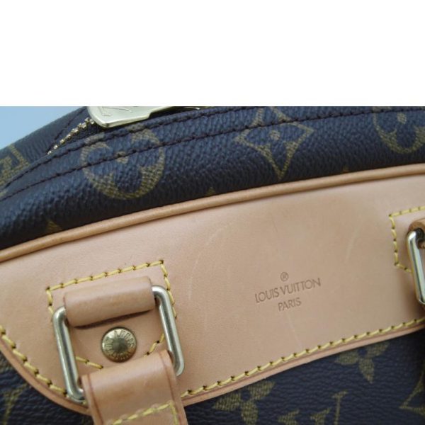 18446 7 Louis Vuitton Excursion Bag Monogram Canvas Brown