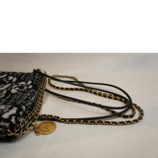 18561 4 Chanel 22 Mini Camellia Wool Chain Bag