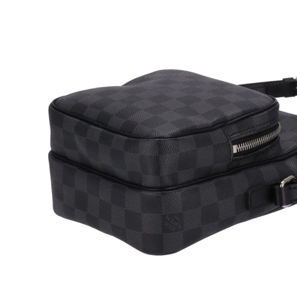 18695 3 Louis Vuitton Rem Messenger Bag Damier Graphite