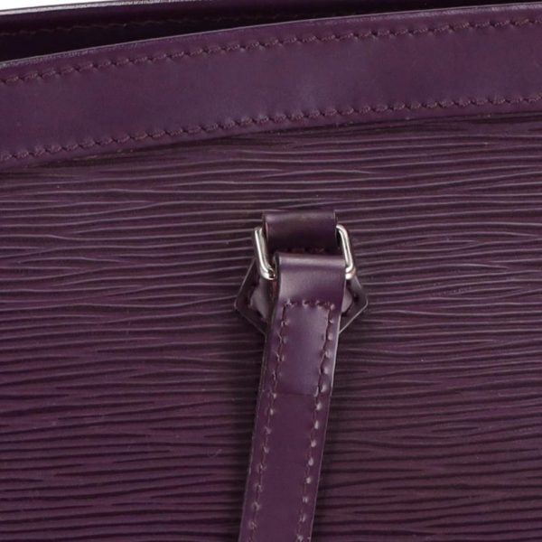 19054 8 Louis Vuitton Madeleine PM Bag Epi Leather Cassis