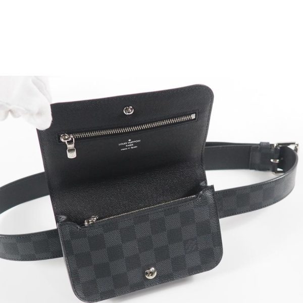 19064 5 Louis Vuitton Centur Damier Pochette Black