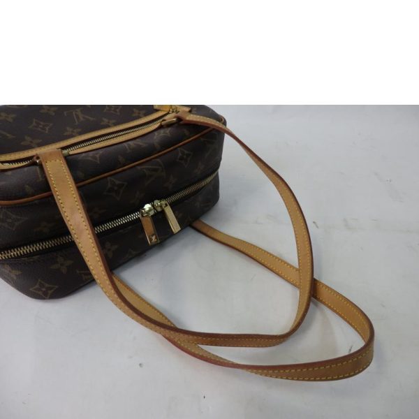 19484 5 Louis Vuitton Cite MM Monogram Bag