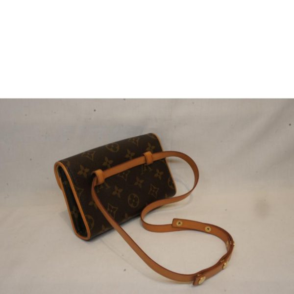 19767 4 Louis Vuitton Pochette Florentine Clutch Brown