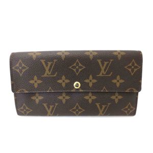 19835 1 Gucci Animalier Leather Zip Around Wallet