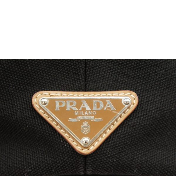 19940 10 PRADA Prada Kanapa Black