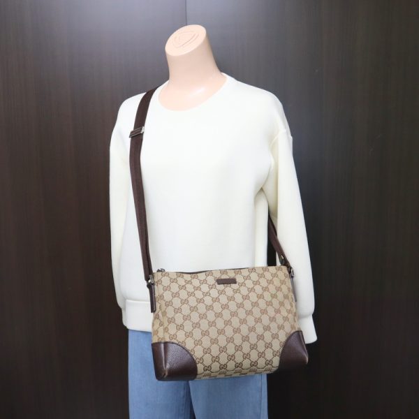 2000088256100126 9 Gucci GG Canvas Shoulder Bag Brown