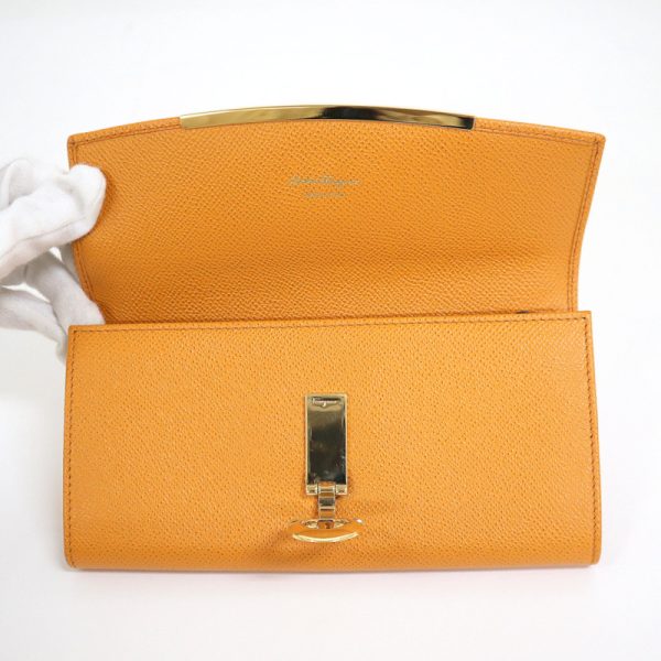 2000198255400018 4 Ferragamo Gancini Long Wallet Orange