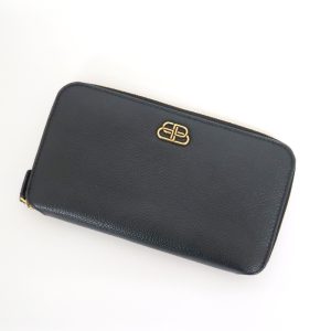 2010211255500008 1 Prada Leather Long Wallet Black