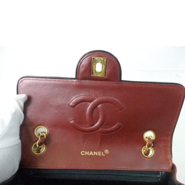 20183 6 Chanel Cocomark Matelassé Shoulder Bag Red x Black