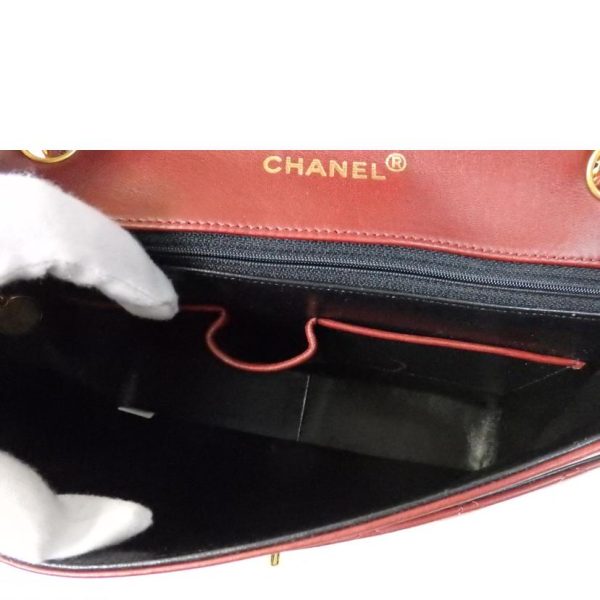 20183 7 Chanel Cocomark Matelassé Shoulder Bag Red x Black