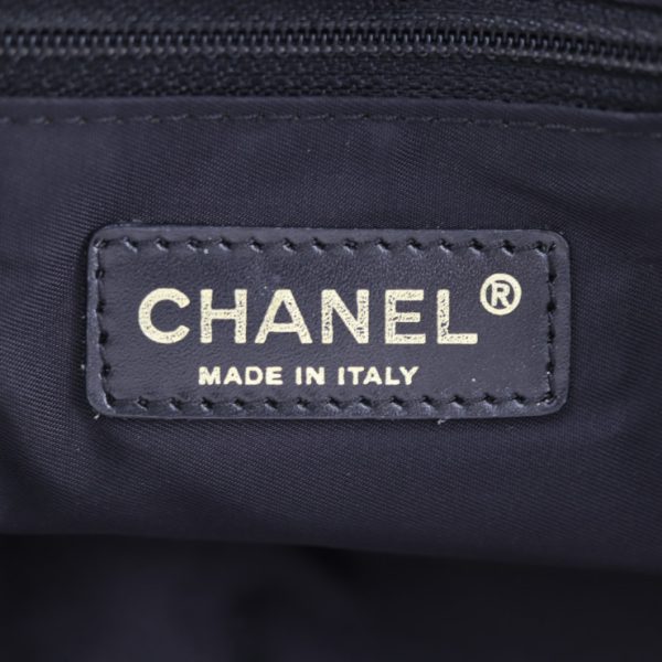 2020053007197 8 Chanel Travel Line MM Tote Bag Nylon Canvas Black